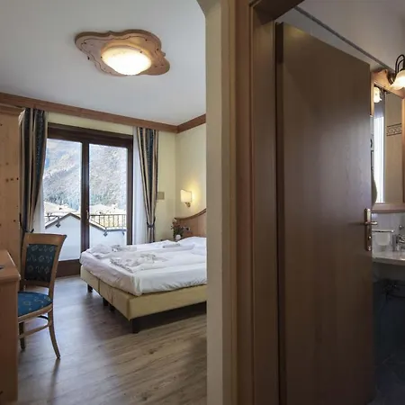 Ariston Lake View Hotel Molveno Exterior photo
