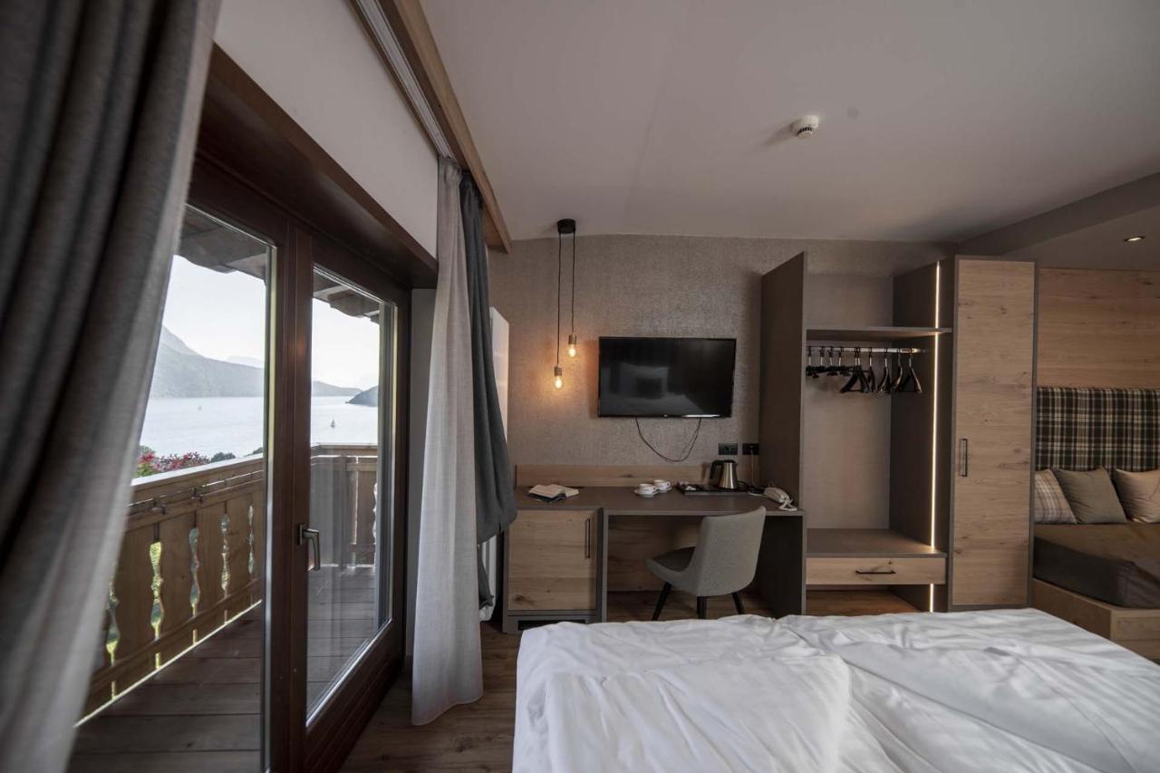 Ariston View Hotel