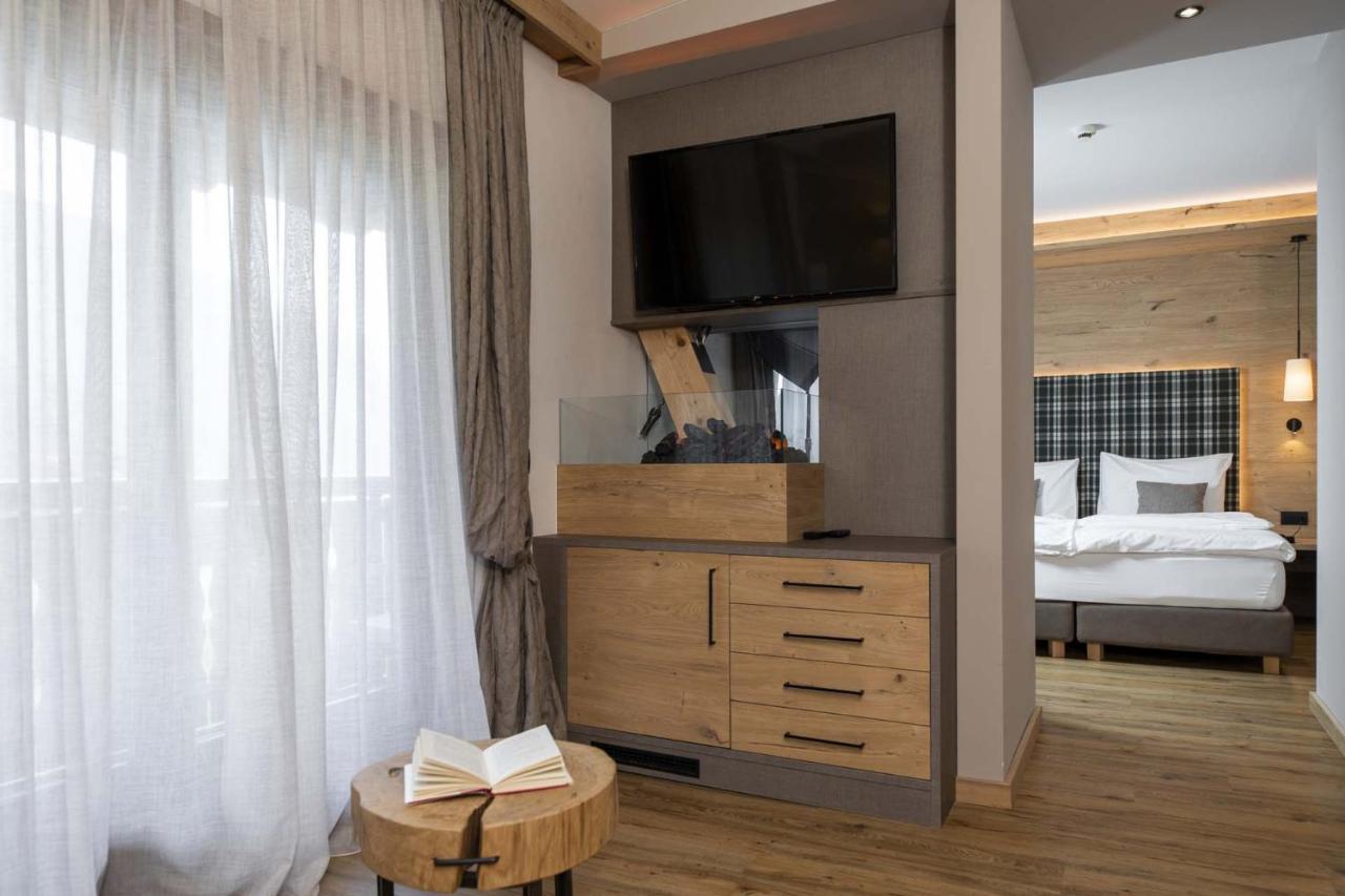 Hotel Ariston View 3*