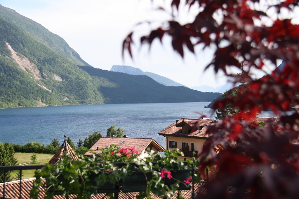 Ariston View Hotel 3*
