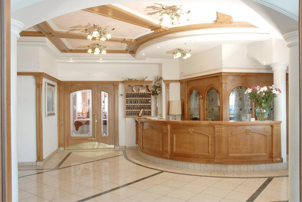 Ariston View 3*