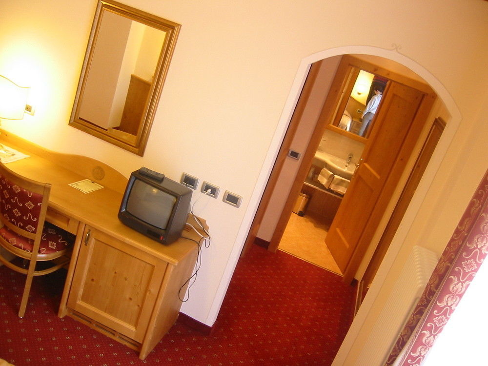 Hotel Ariston View